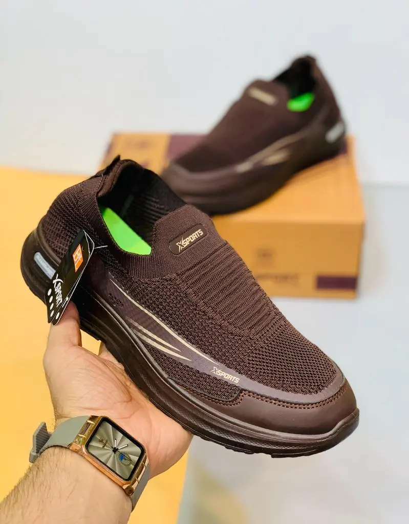 Men's Lightweight Skechers Pair - Perfect for Everyday Wear (39)