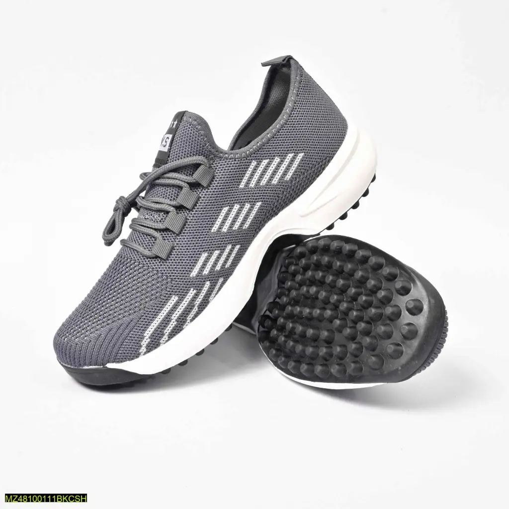 Black Camel Gripper Sports Shoes, Grey (40)